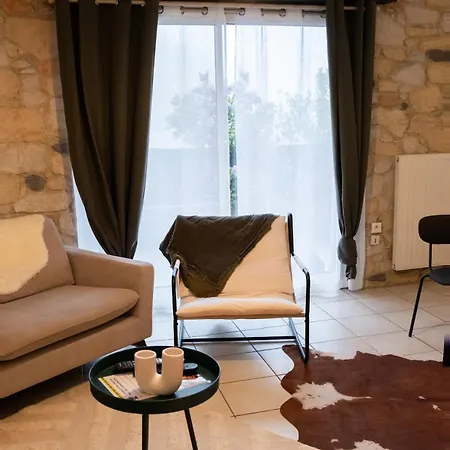 Avec Terrasse En Hyper-centre - 2 Salles De Bain *