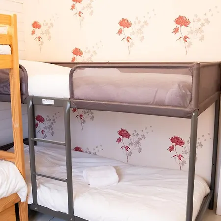 Appartement Avec Terrasse En Hyper-centre - 2 Salles De Bain Font-Romeu-Odeillo-Via